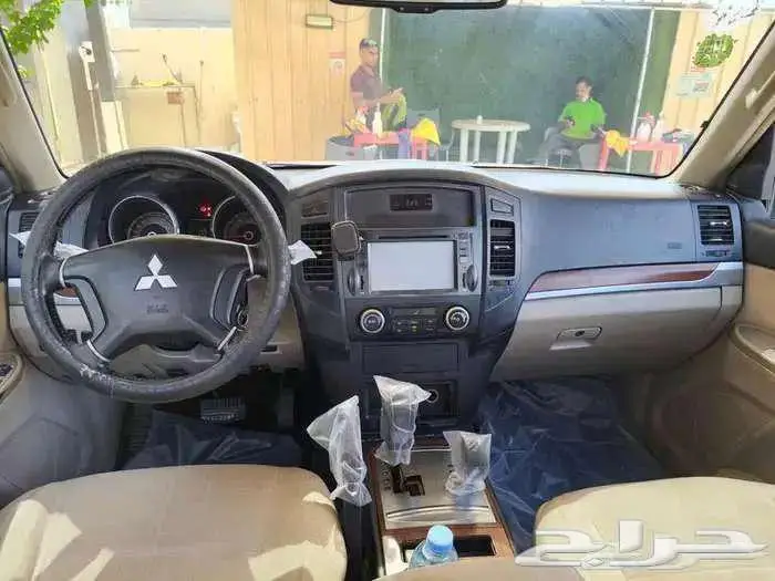 جيب ميتسوبيشي باجيرو تماتيك 4