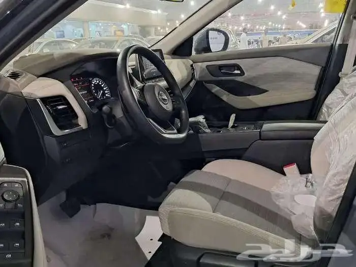 نيسان اكستريل استاندرد ونص فل 5و7مقاعد2025 عرووض 8