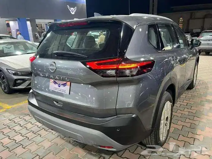 نيسان اكستريل 2025 SV كاش - تقسيط 4