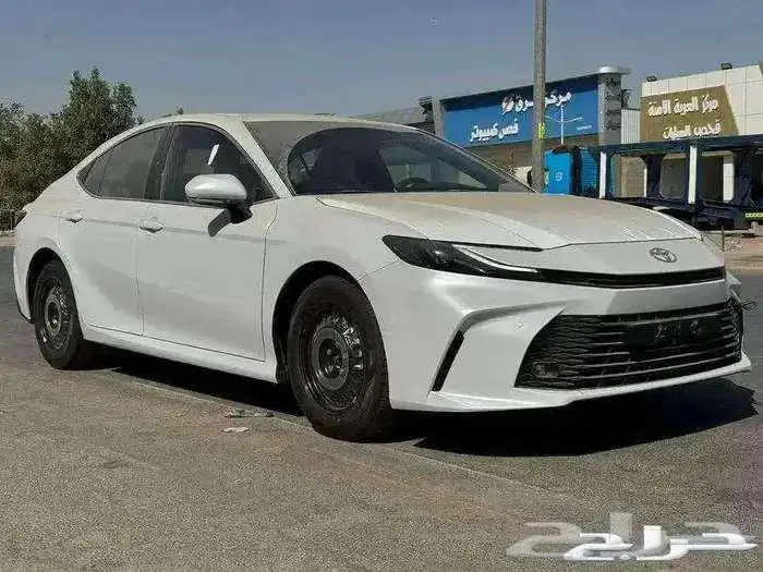 كامري E ستاندر طيس بنزين 2025 بريمي 2