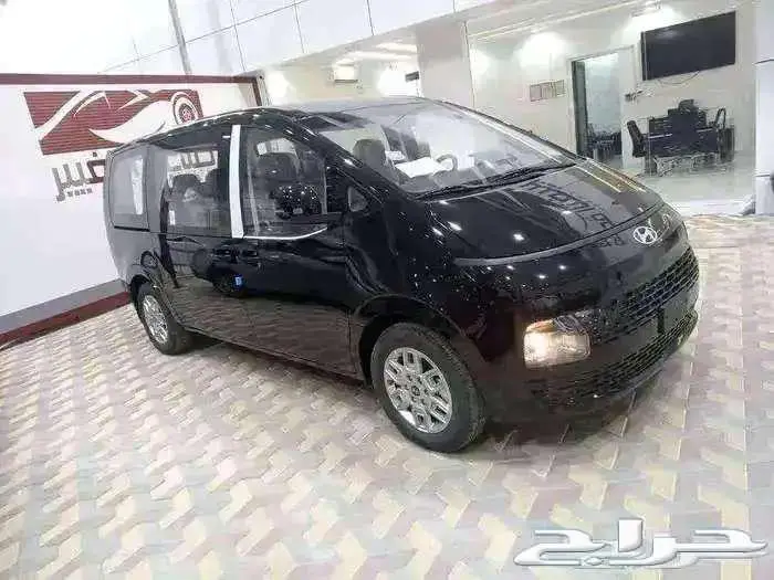 هيونداي ستاريا 9 راكب ديزل 2025 بسعر 118600 شامل الضريبه 2