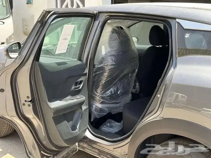 نيسان كيكس ستاندرد ونص فل 2025 18