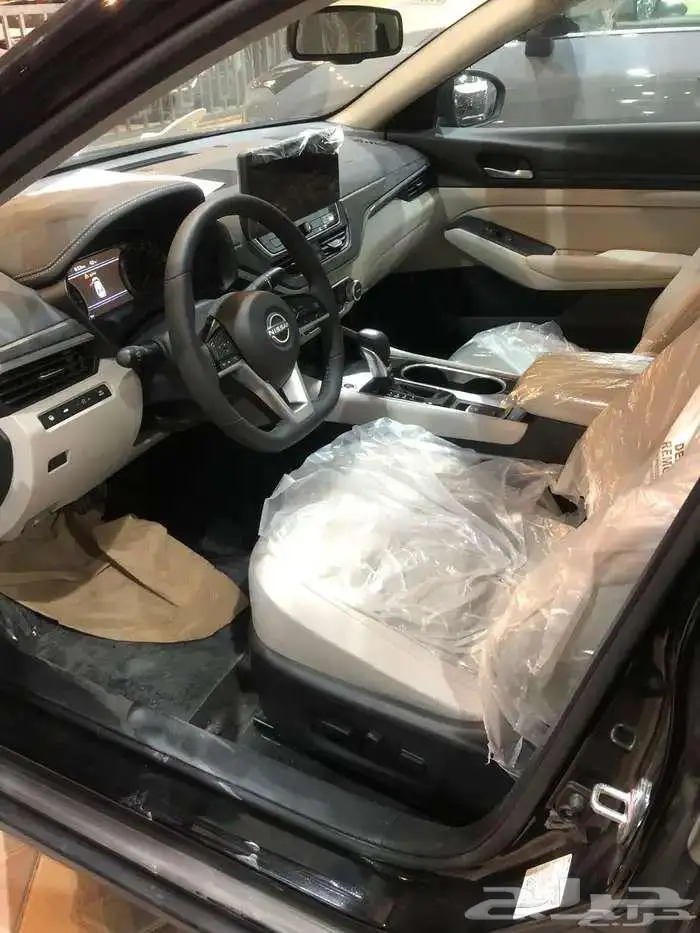 نيسان التيما نص فل SV 2024 10