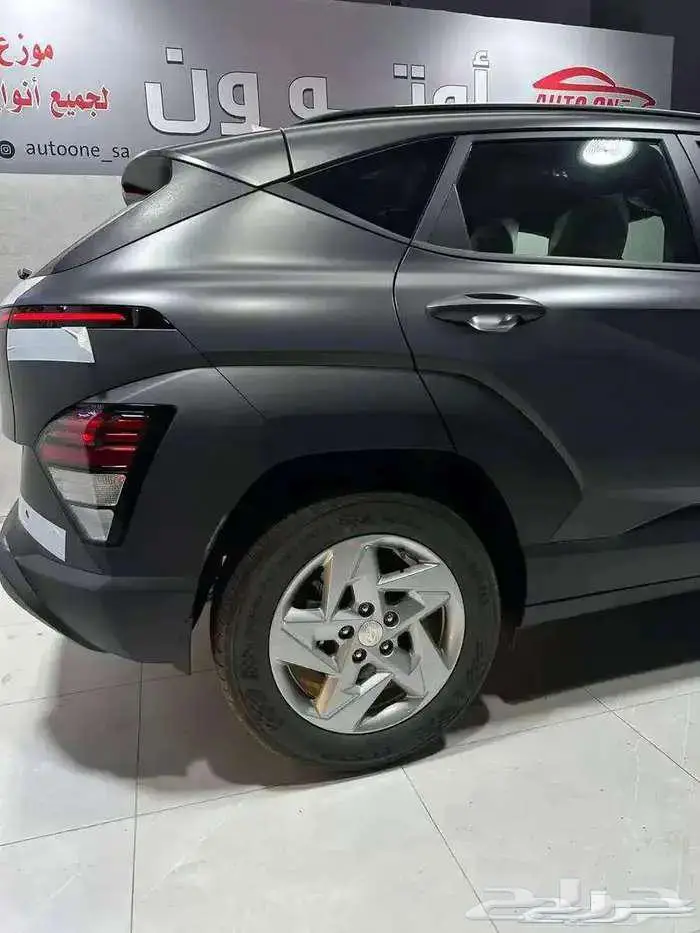 هيونداي كونا بريميوم بفتحة سقف موديل 2025 كاش و تقسيط 10