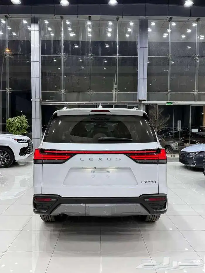 لكزس LX 600 BB سعودي 2025 4