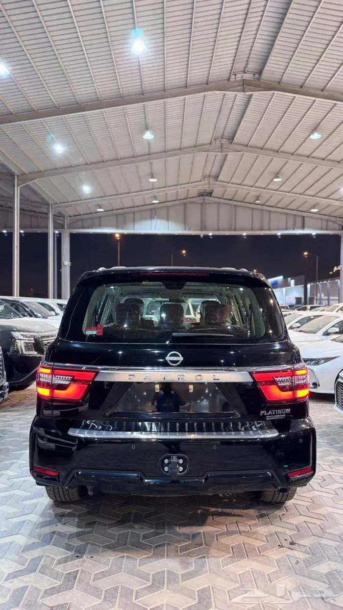 نيسان باترول V8 بلاتينيوم 2024 22
