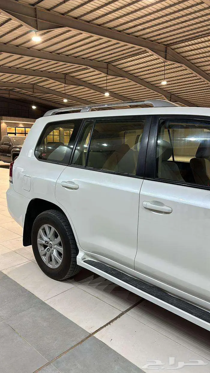 تويوتا جي اكس ار 8 سلندر ديزل رقم 3 موديل 2021 10