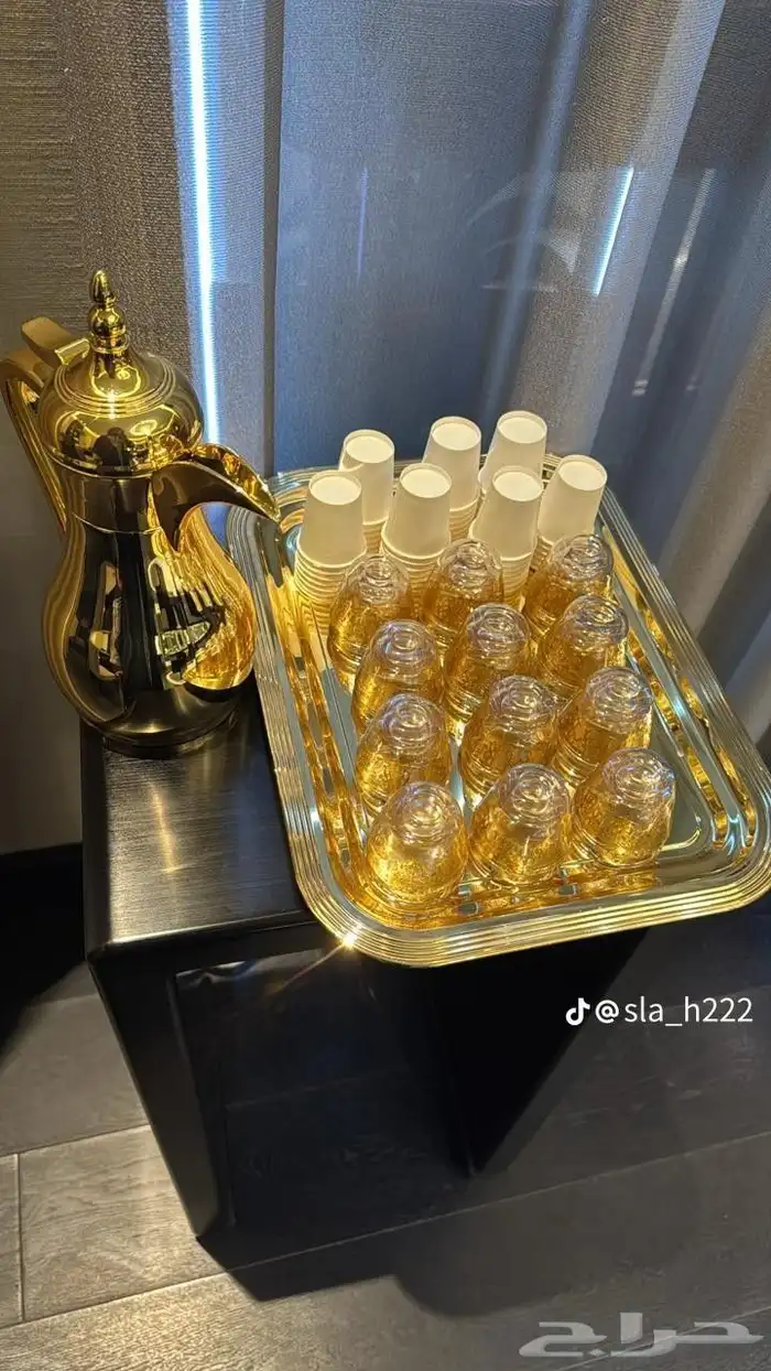 للحفلات والمناسبات قهوجينن وصبابين كراسي بنوعها اطولات بأنوا 6
