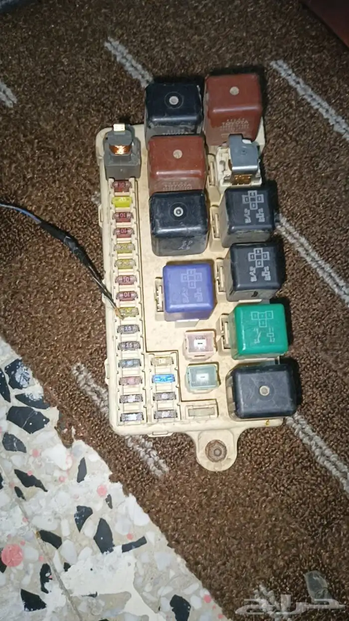 موجود قطع واغراض لكزس 95 لين97 للتواصل وتساب 8