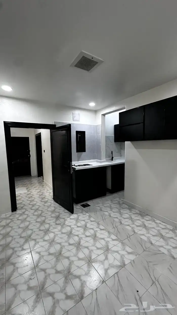 عمارة للبيع بحي ام الحمام الشرقي زاوية ( فرصة للمستثمر ) 25