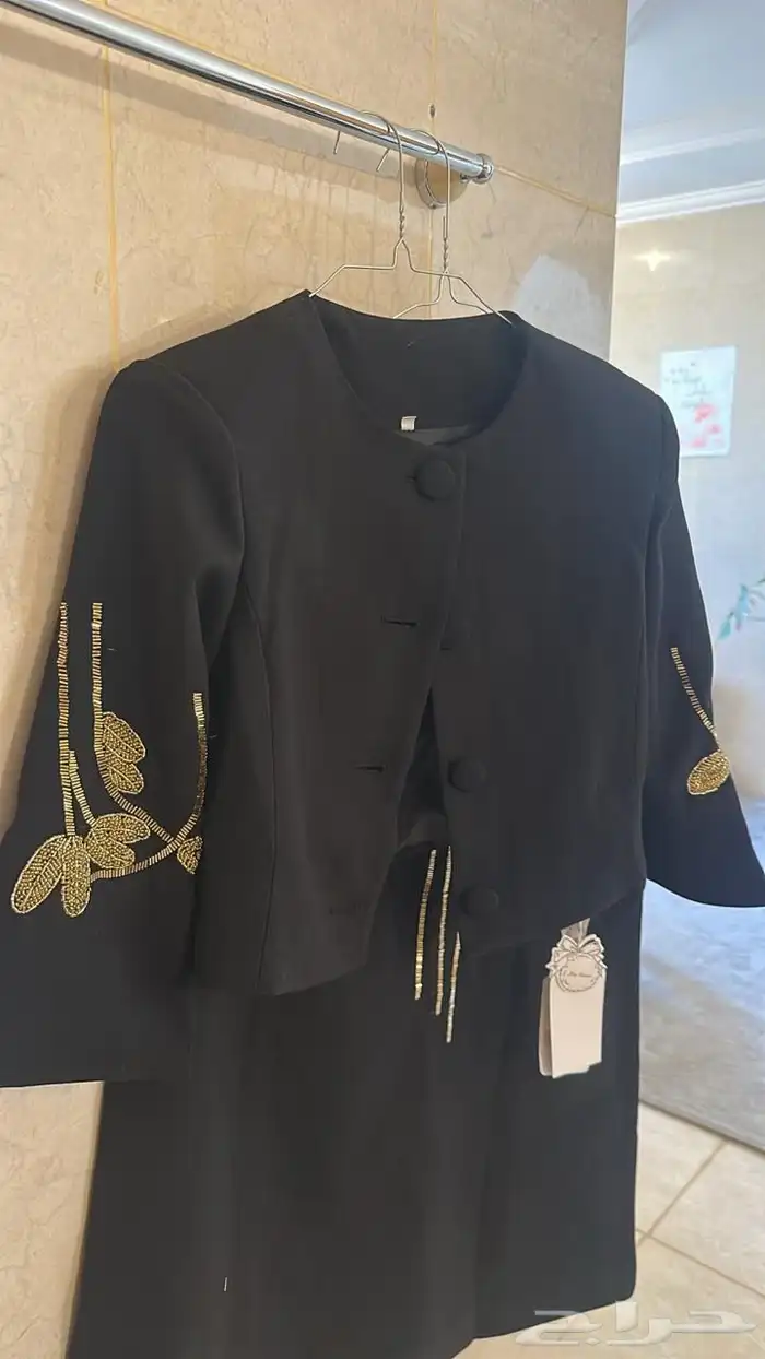 طقم تنوره وبلوزه 0