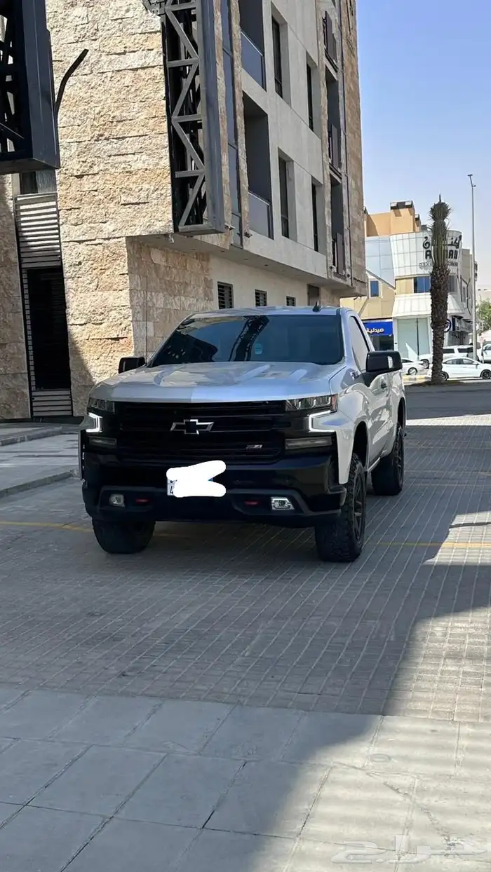 للبيع سلفرادو تريل بوس 2021 0