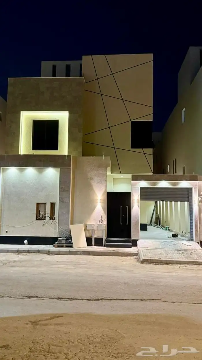 للبيع فيلا حي الجنادرية -المعالي- 0