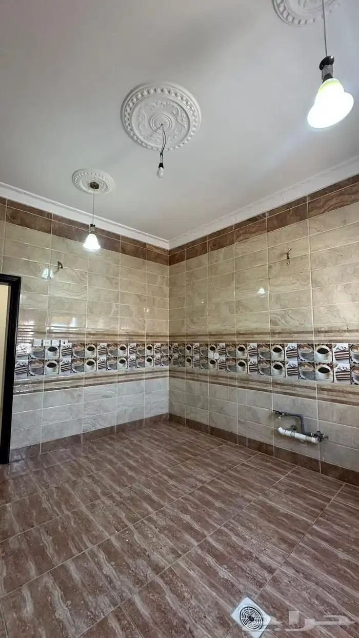 شقة فاخرة للإيجار جدة حي الحمدانية (الماجد) 11