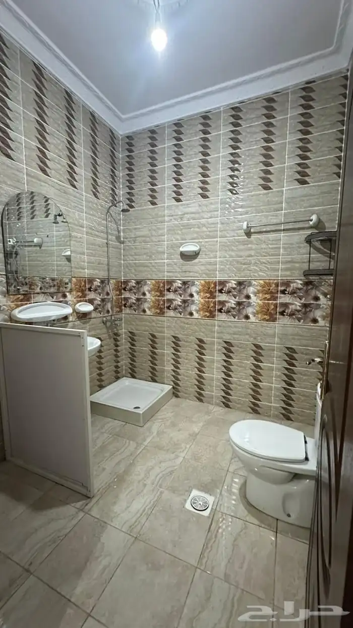 شقة فاخرة للإيجار جدة حي الحمدانية (الماجد) 15
