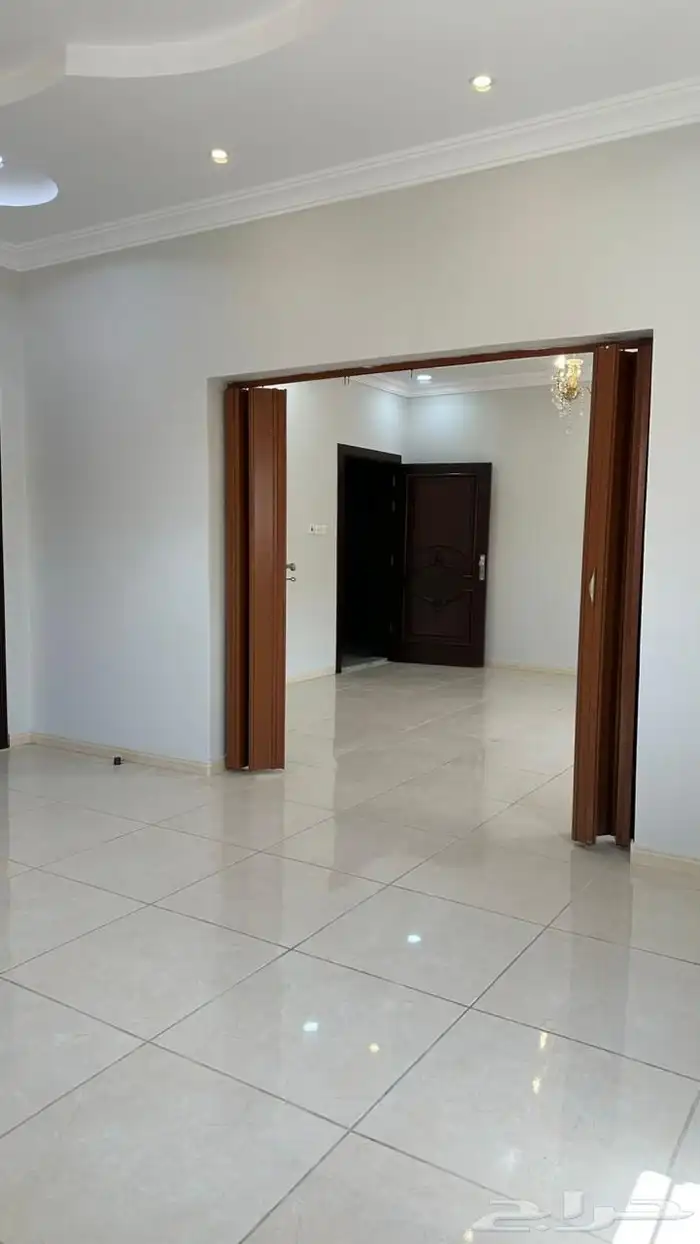 شقة فاخرة للإيجار جدة حي الحمدانية (الماجد) 1