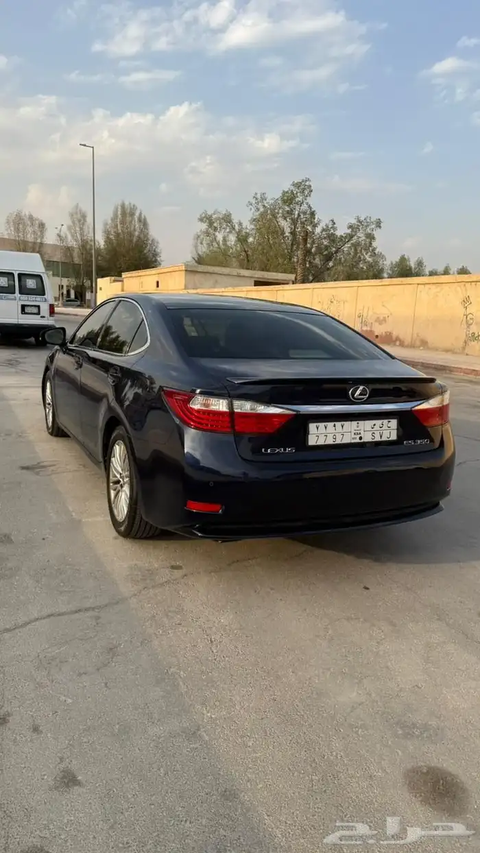 للبيع لكزس ES350 مديل 2014 5
