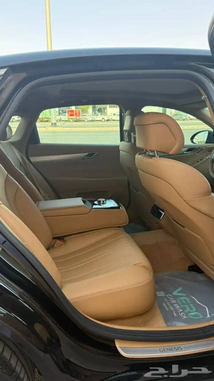 جنيسيس G80 2025 8