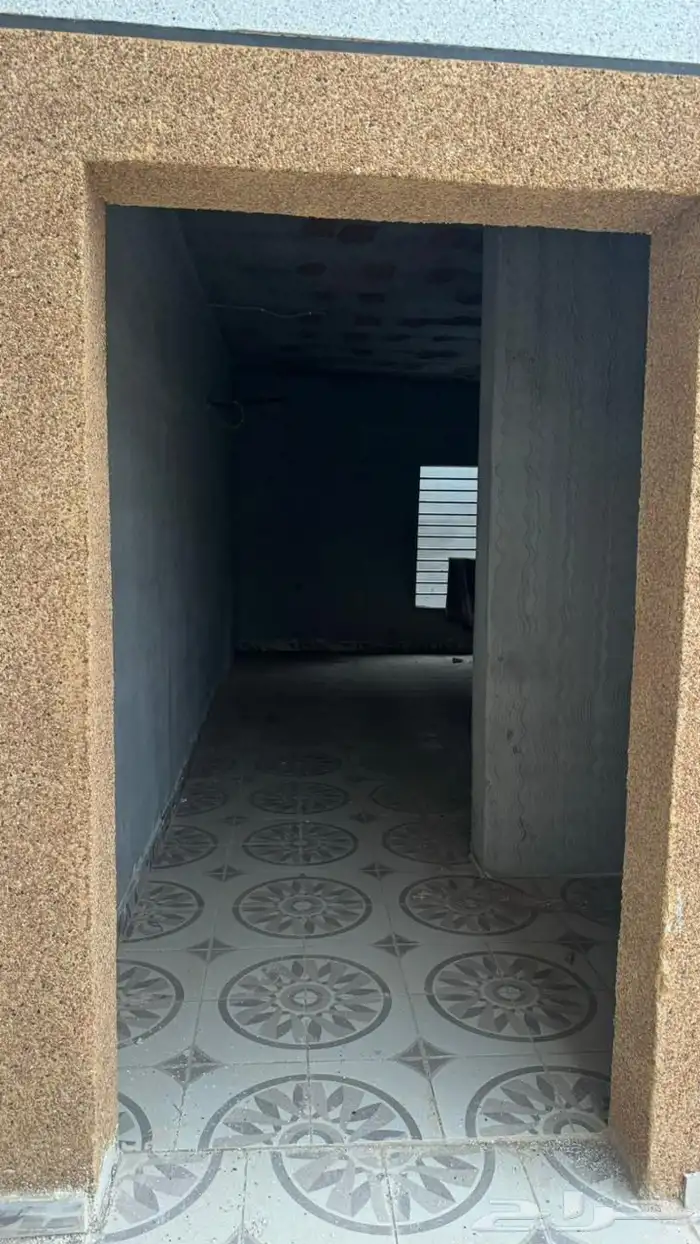 المدينه المنوره دور شبه مكتمل ومؤسس شقتين درو علوي 0