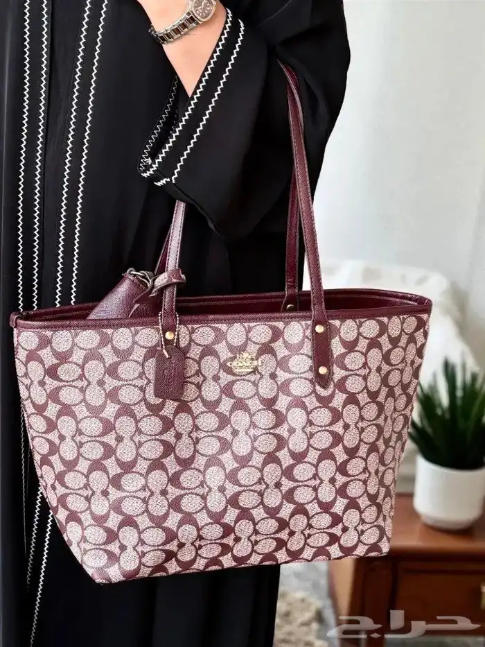 شنط ماركه توصيل فوري جده والرياض باقي المدن شحن 10