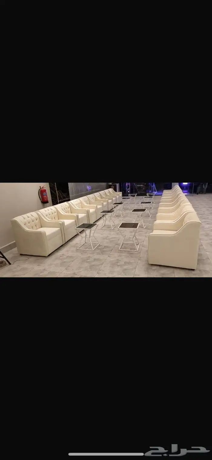 تاجير كنب كراسي vib طاولات دائري مستطيل خشب قزاز 1