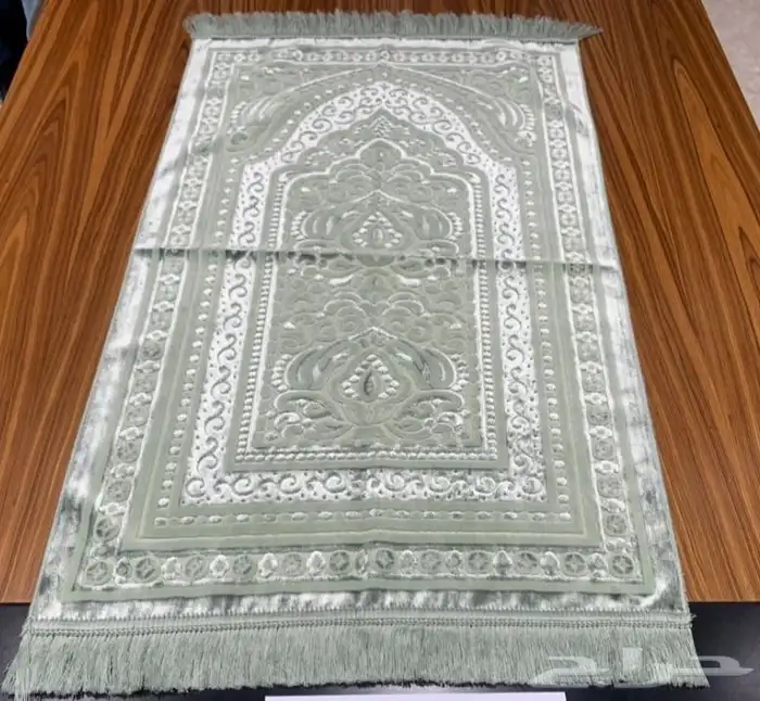 جميع أنواع السجادات واشراشف الصلاه باالجمله 69