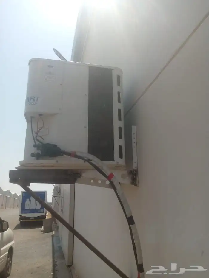 مكيف دولابي شغال وبحاله جيده للبيع 3