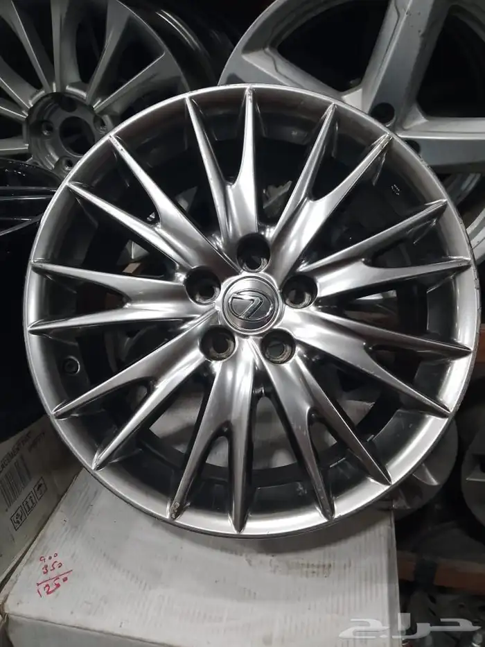 يوجد لدينا جميع انواع الجنوط وجميع مديلات السيارات 7