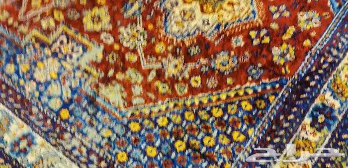 مفرشة قديمة كبيرة نسبيا على هيئة سجاجيد الصلاة القديمة 7