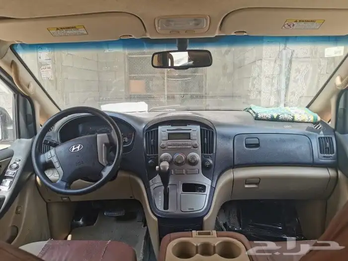 للبيع هيونداي H1 موديل 2015 1