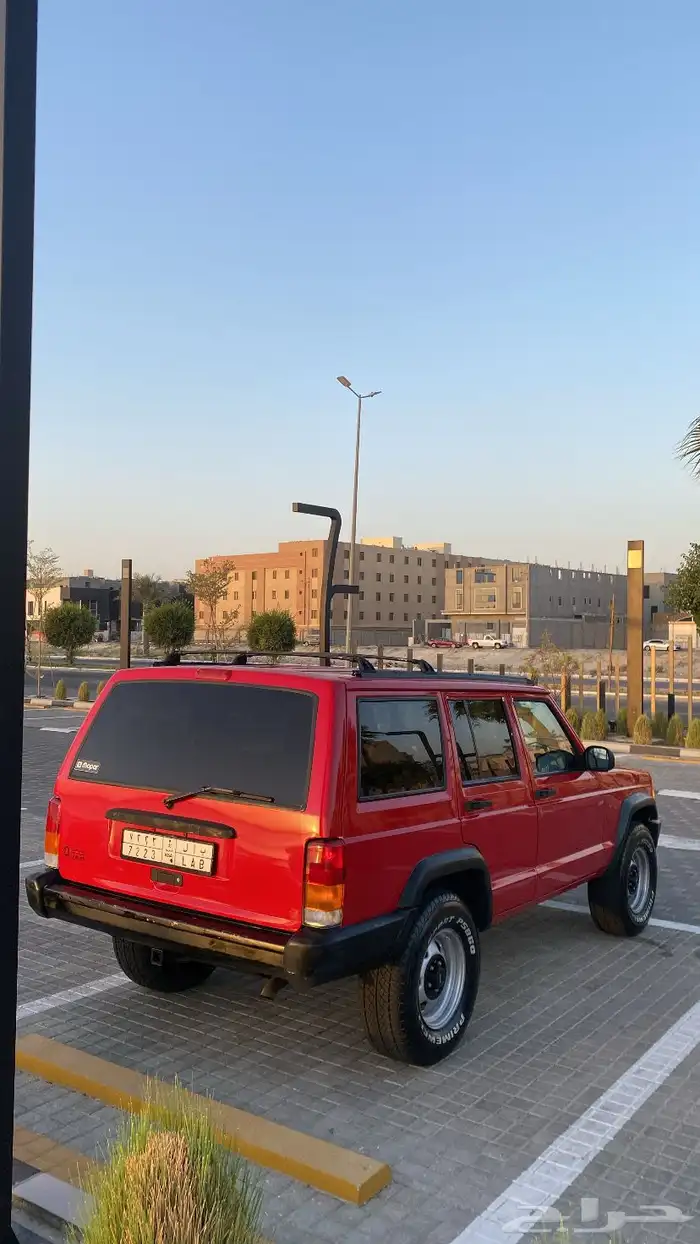 جيب شروكي 1997 4