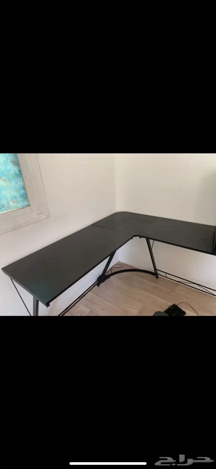 طاوله وكرسي للبيع قيمنق 0