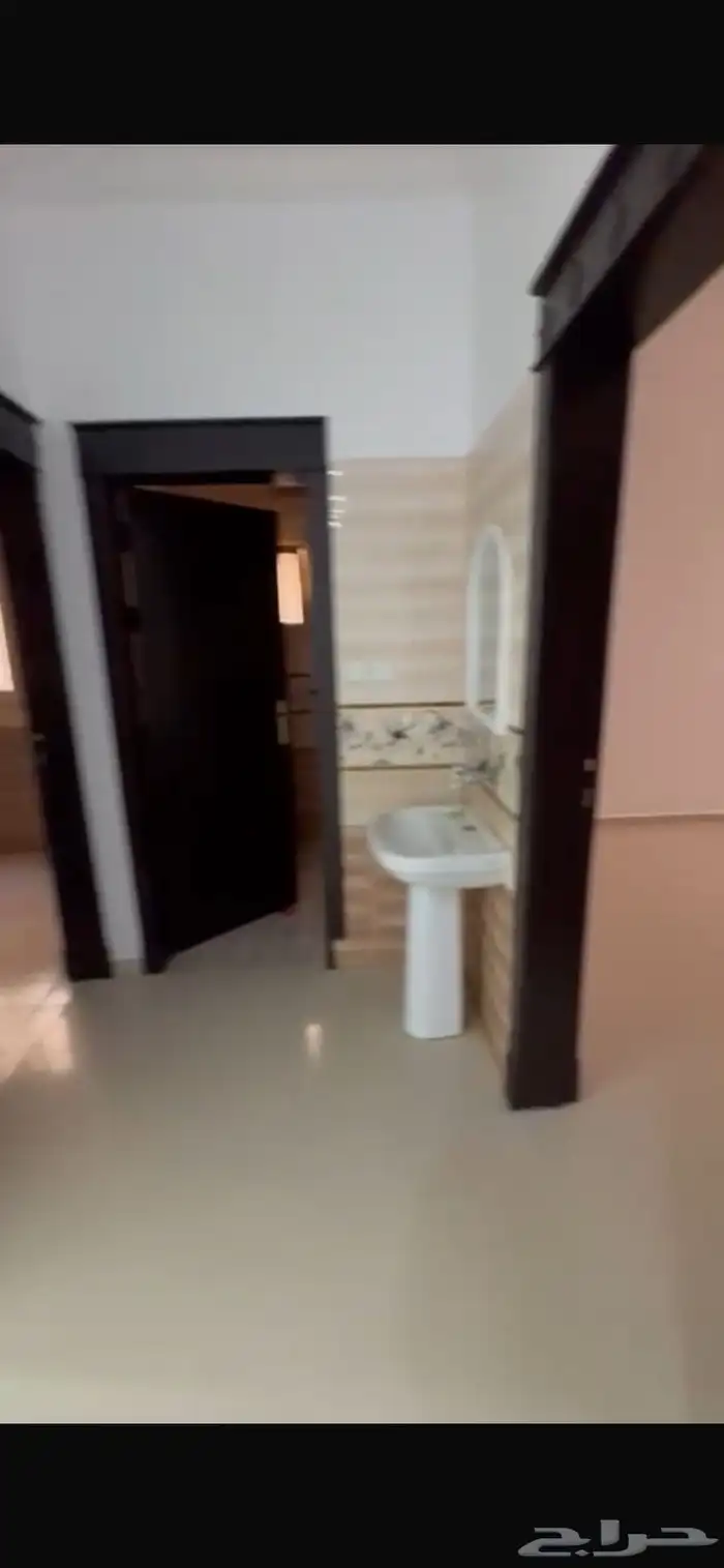 شقه للايجار حي الجنادريه 4