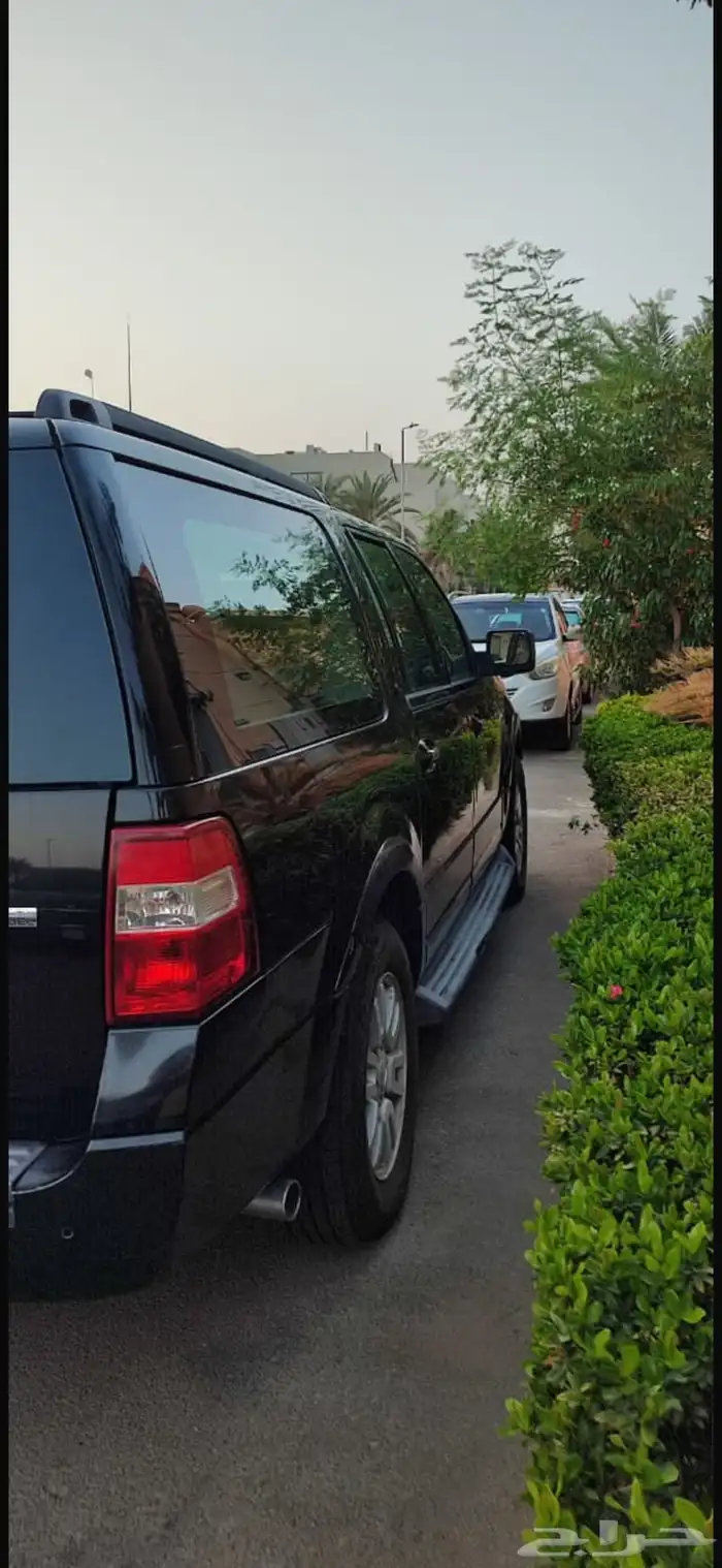 فورد اكسبيديشن موديل 2011 الطويل اللون اسود للبيع 6