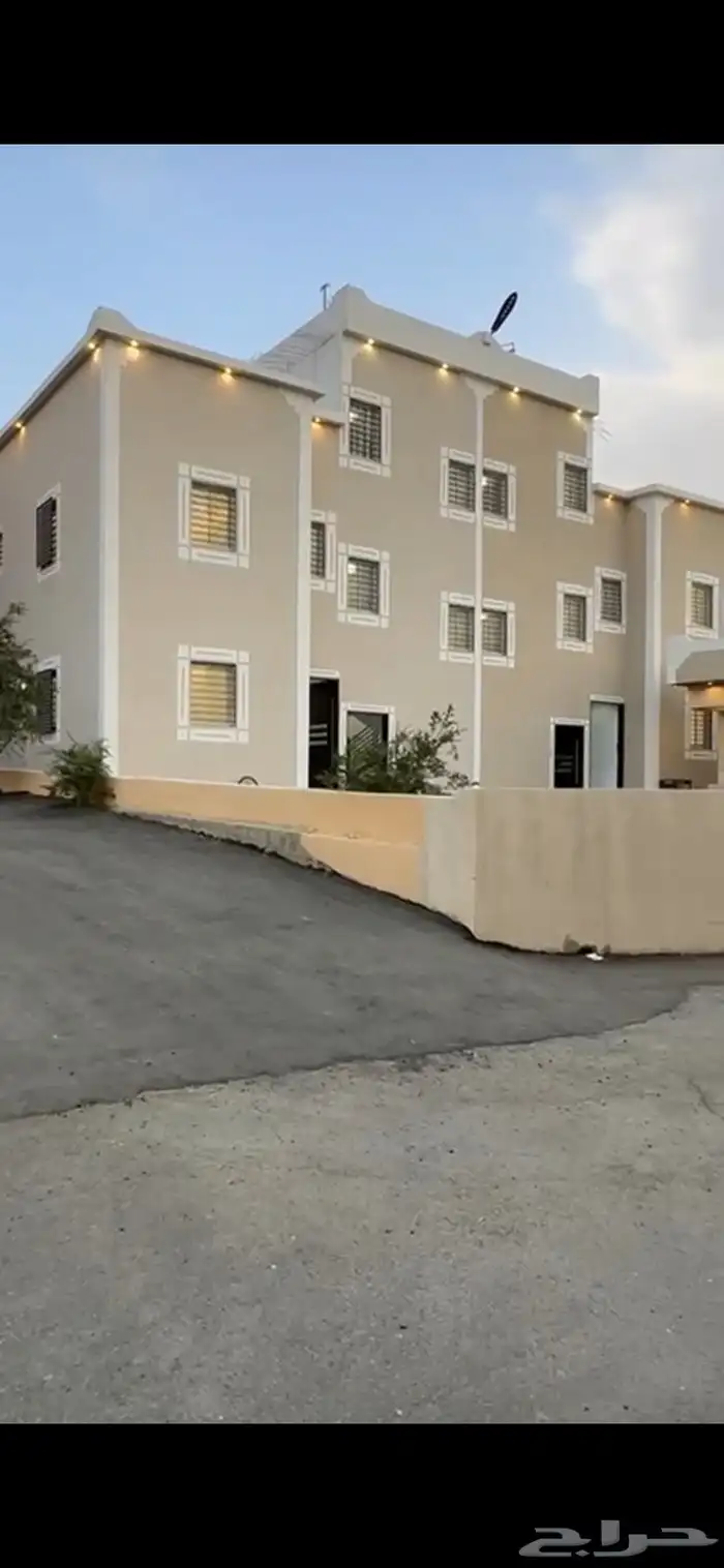 عمارتين متجاوره كل عماره دورين جديده للايجار 0
