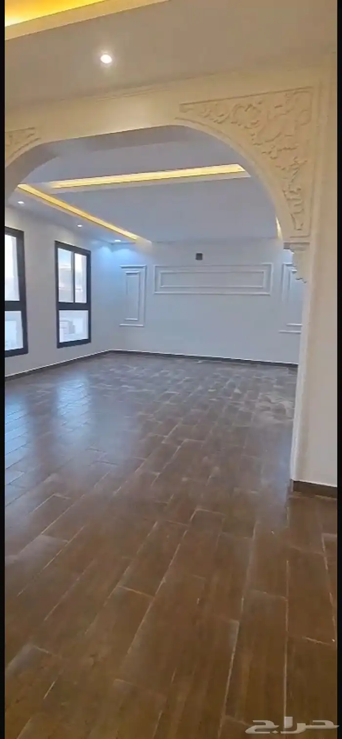 للايجار فيلا درج داخلي حي الرمال ب 6 غرف نوم 5