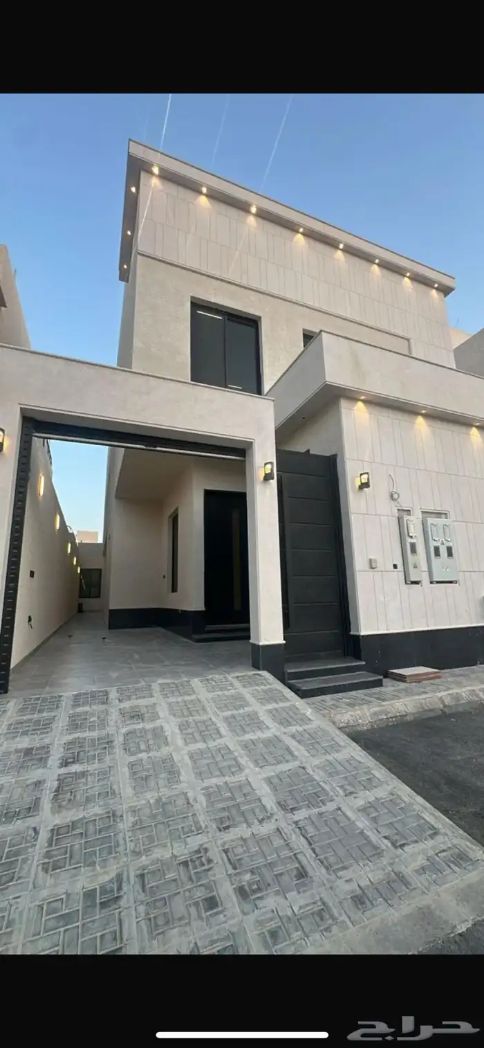 ادوار بوابه الشرق 0