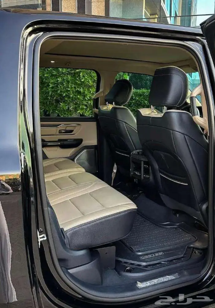 Dodge RAM 2021   5.7L HEMI V8 6