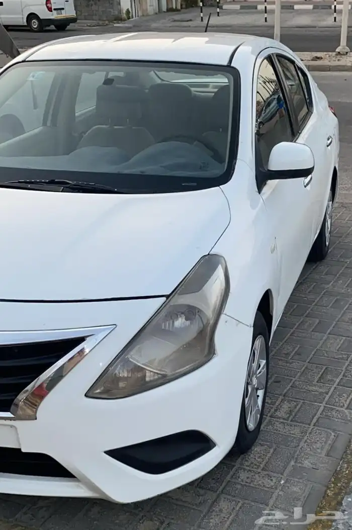 للبيع سياره نيسان صني 2018 ممشي 291 K فحص دوري جديد ساري اس 2