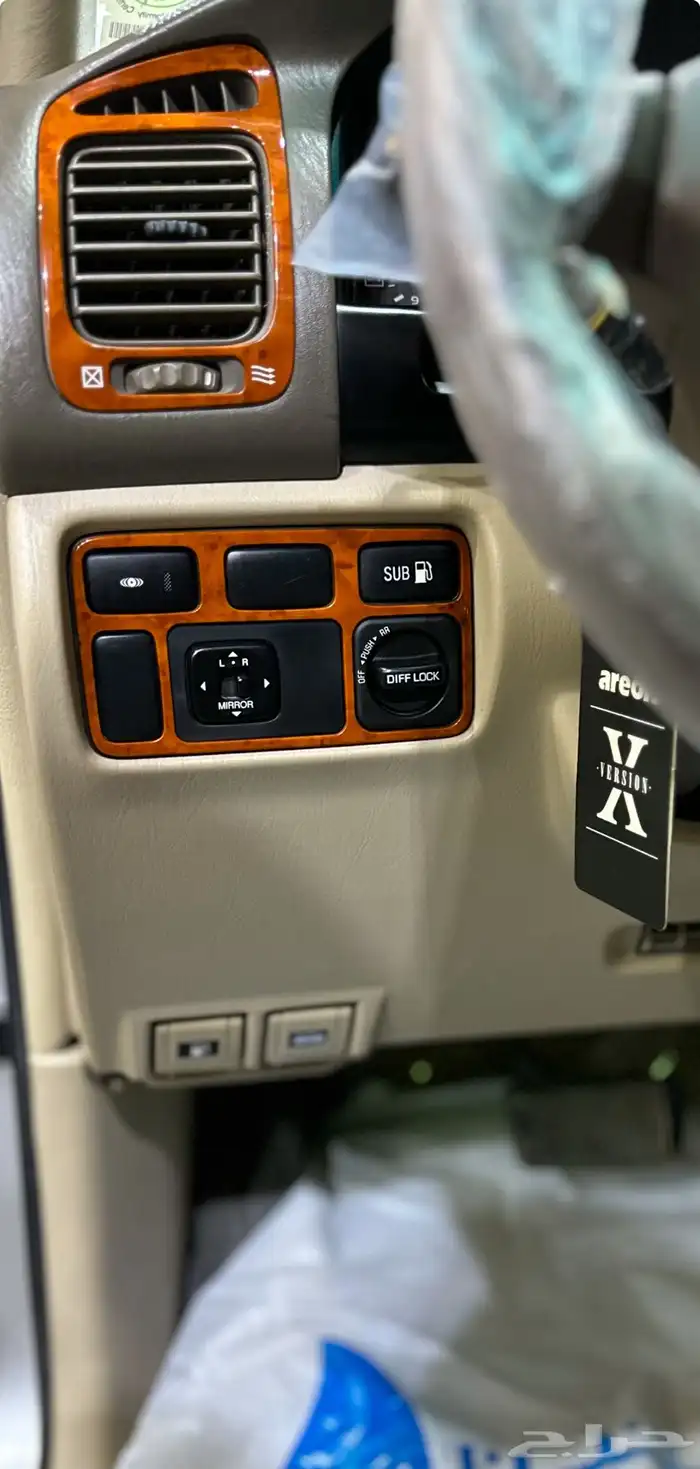 جيب لاندكروزرv6 GXR 6