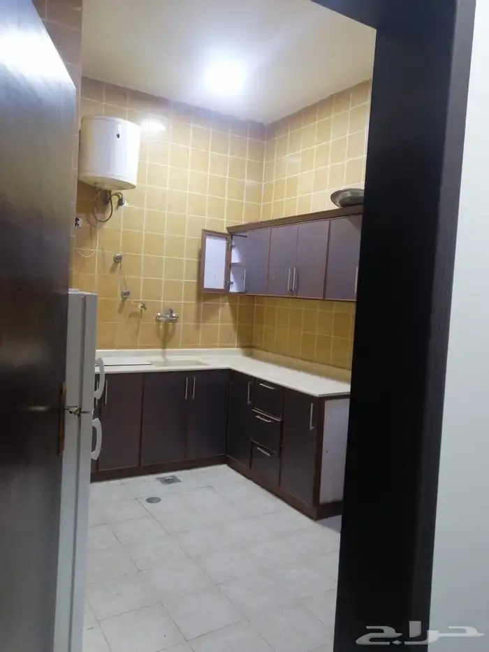 عماره تجاريه مع الشقق للبيع بالنعيريه 3