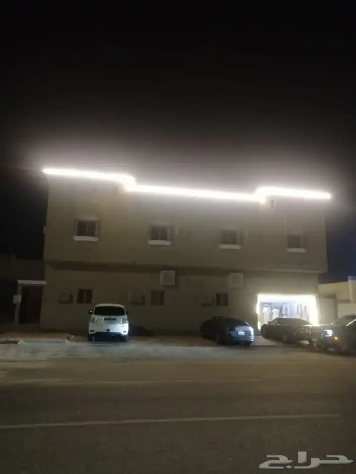 عماره تجاريه مع الشقق للبيع بالنعيريه 2