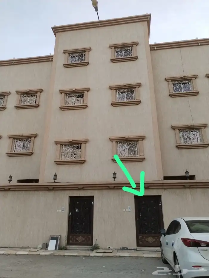 شقة للإيجار في حي الأندلس   خميس مشيط 0