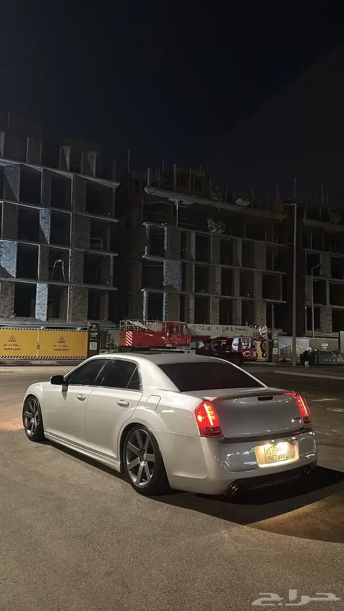 كرايسلر 2012 srt المشى 260 قير ميكنه كل تتمام ماشاءالله 2