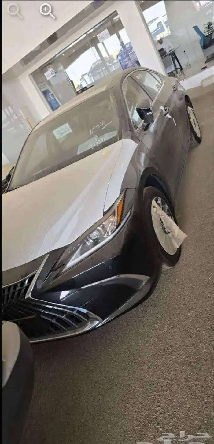 لكزس ES250 AA 2025 4