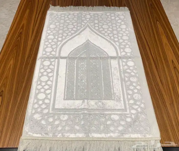 جميع أنواع السجادات واشراشف الصلاه باالجمله 18