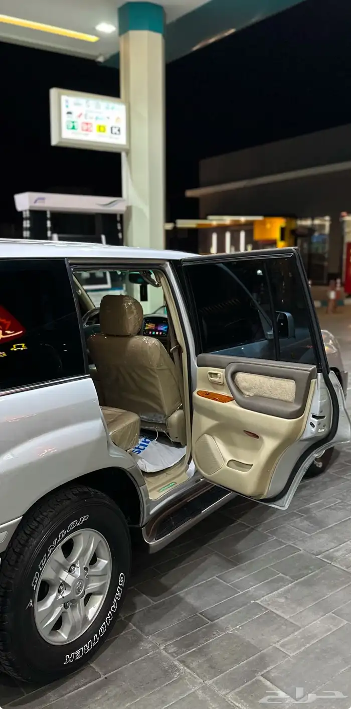 جيب لاندكروزرv6 GXR 17