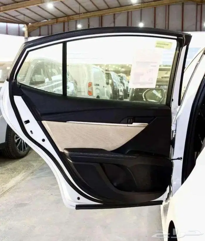 تويوتا-كامري-Eستاندر-بنزين-2025-سعودي-خليجي-تقسيط-بنوك 30