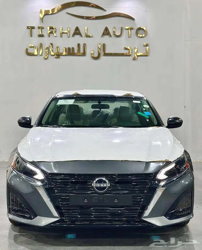 نيسان التيما 2025 ( S ) استندر اقوي العروض من شركة ترحال . 1