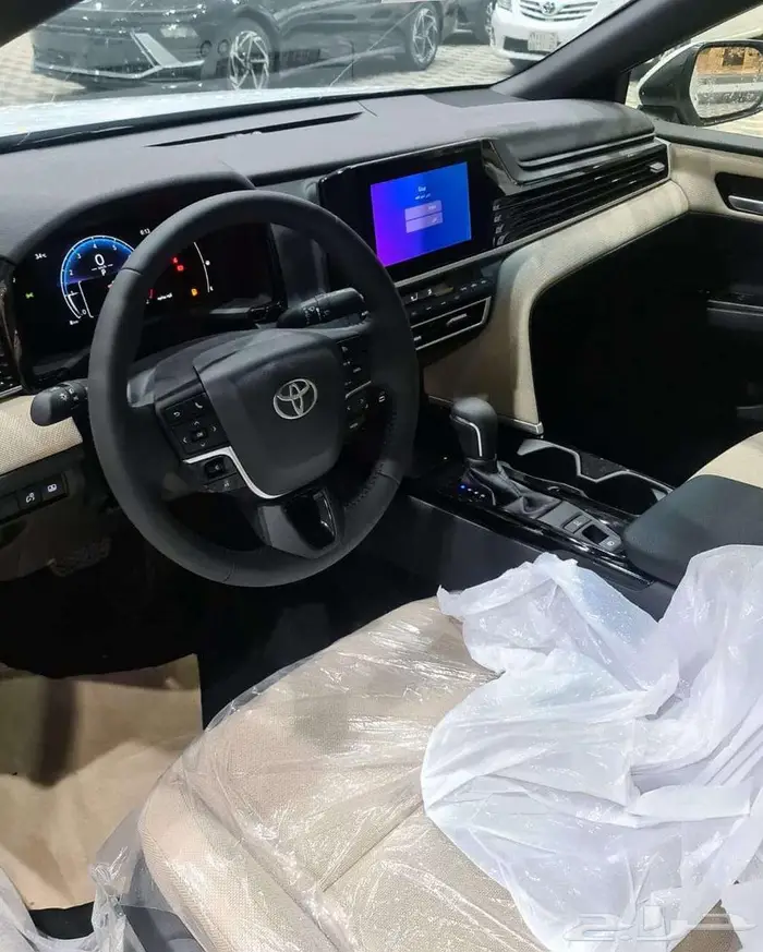 تويوتا كامري LE بنزين فتحه سعودي 2025 21